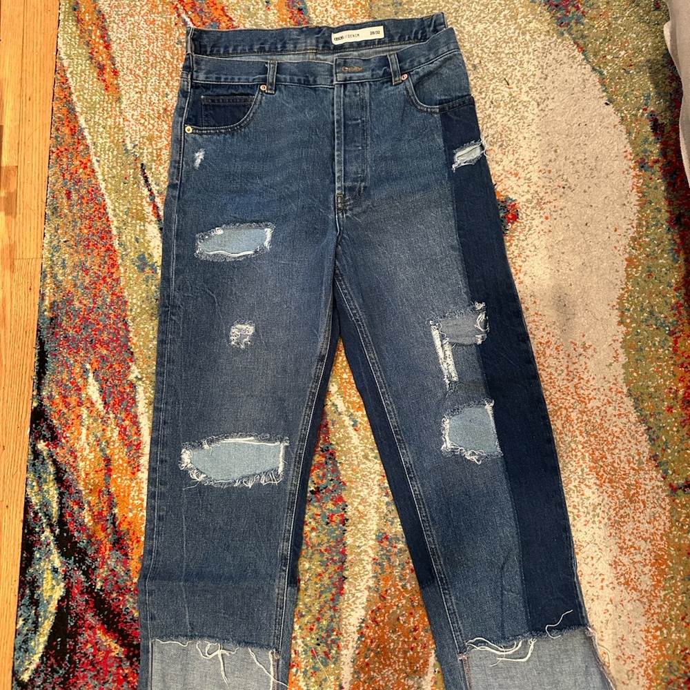 Stylish Blue Distressed Women's Jeans